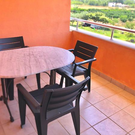 Delfini Holiday Homes Улцинь Екстер'єр фото