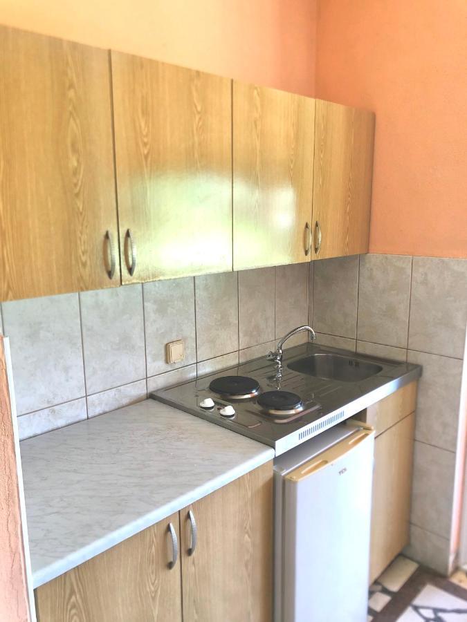 Delfini Holiday Homes Улцинь Екстер'єр фото